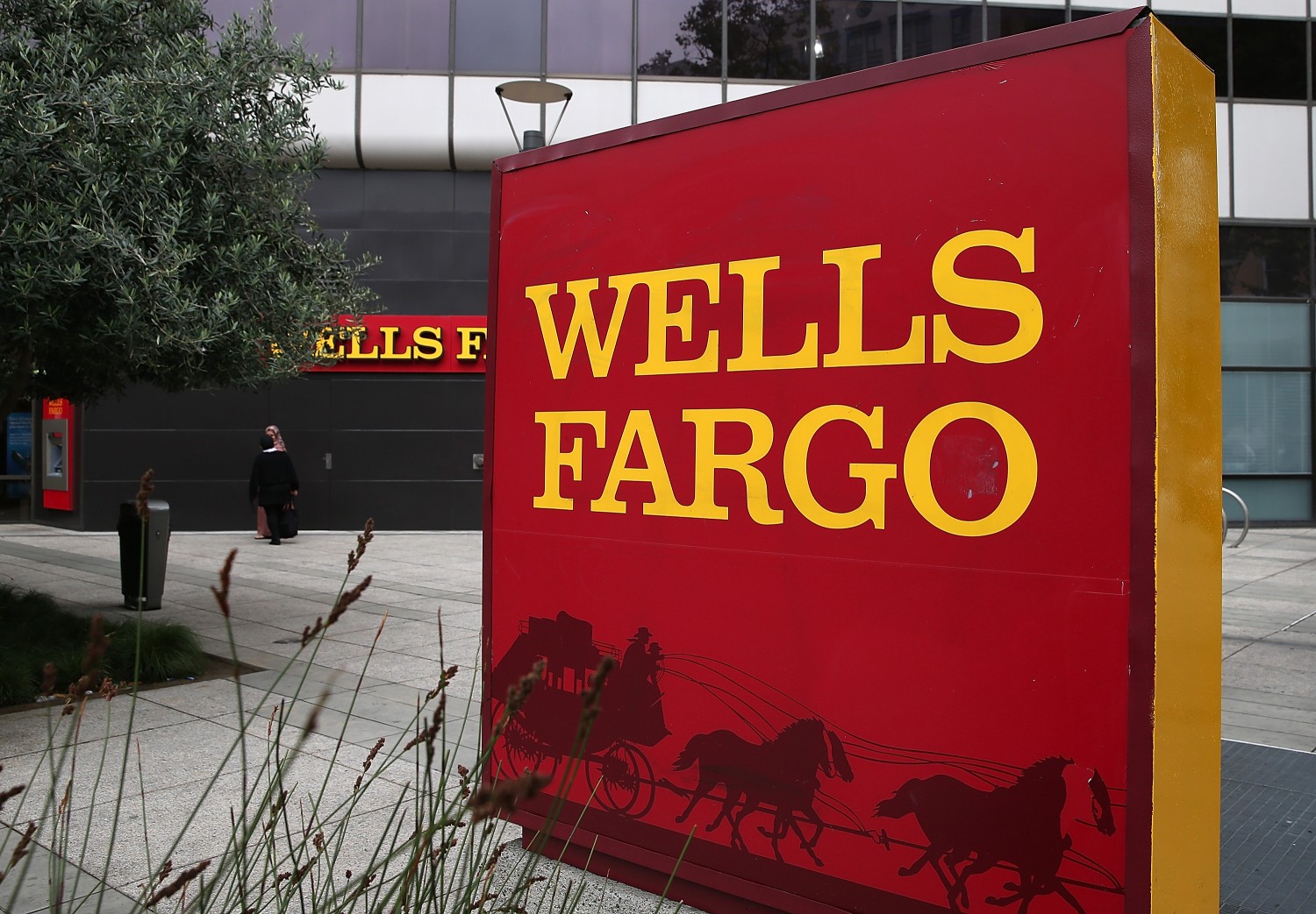 Wells Fargo Uncovers Up To 1.4 Million More Fake Accounts