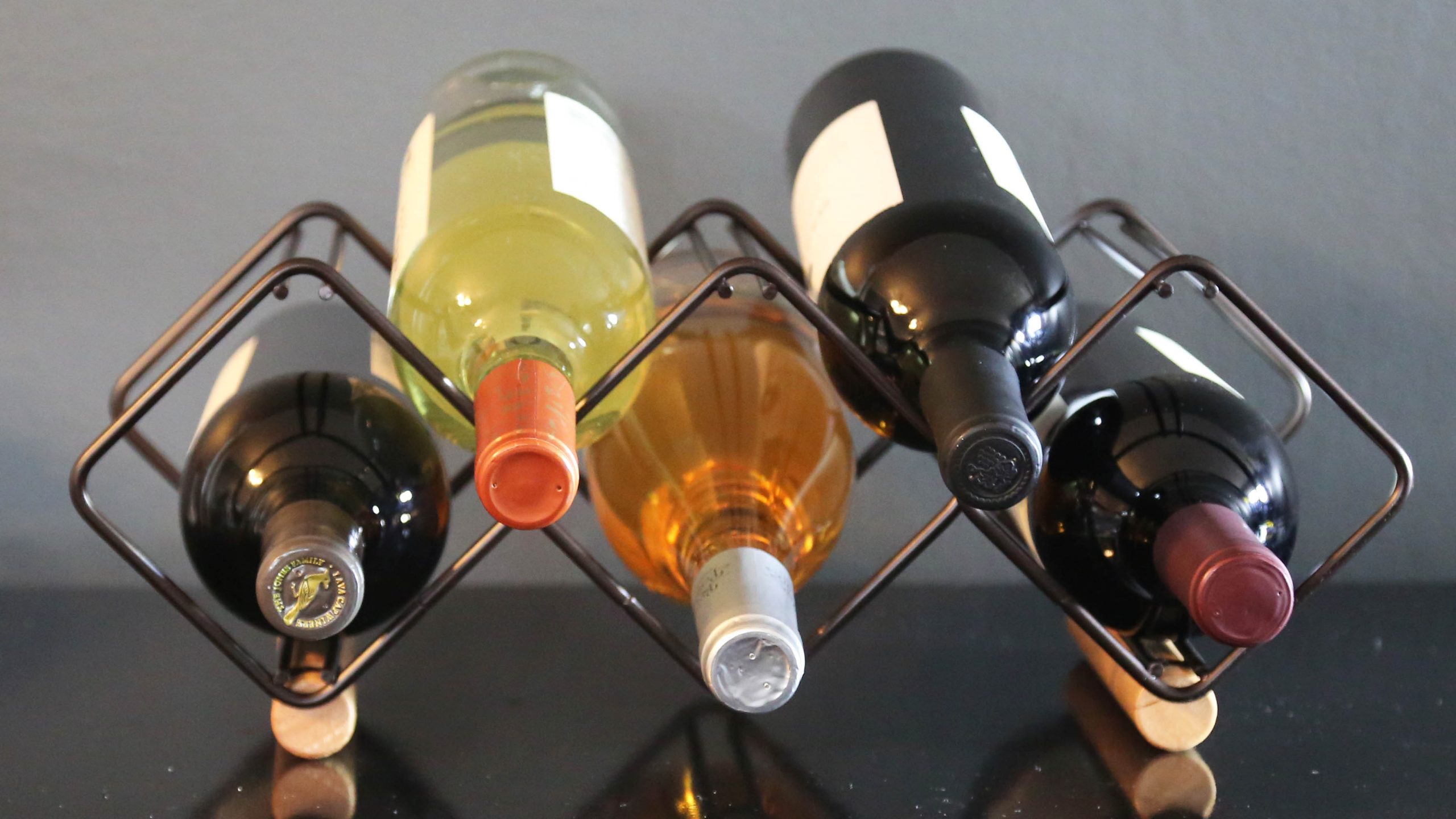 Ferfil Compact Eco-Friendly Wine Rack For Small Spaces, 10-Bottles