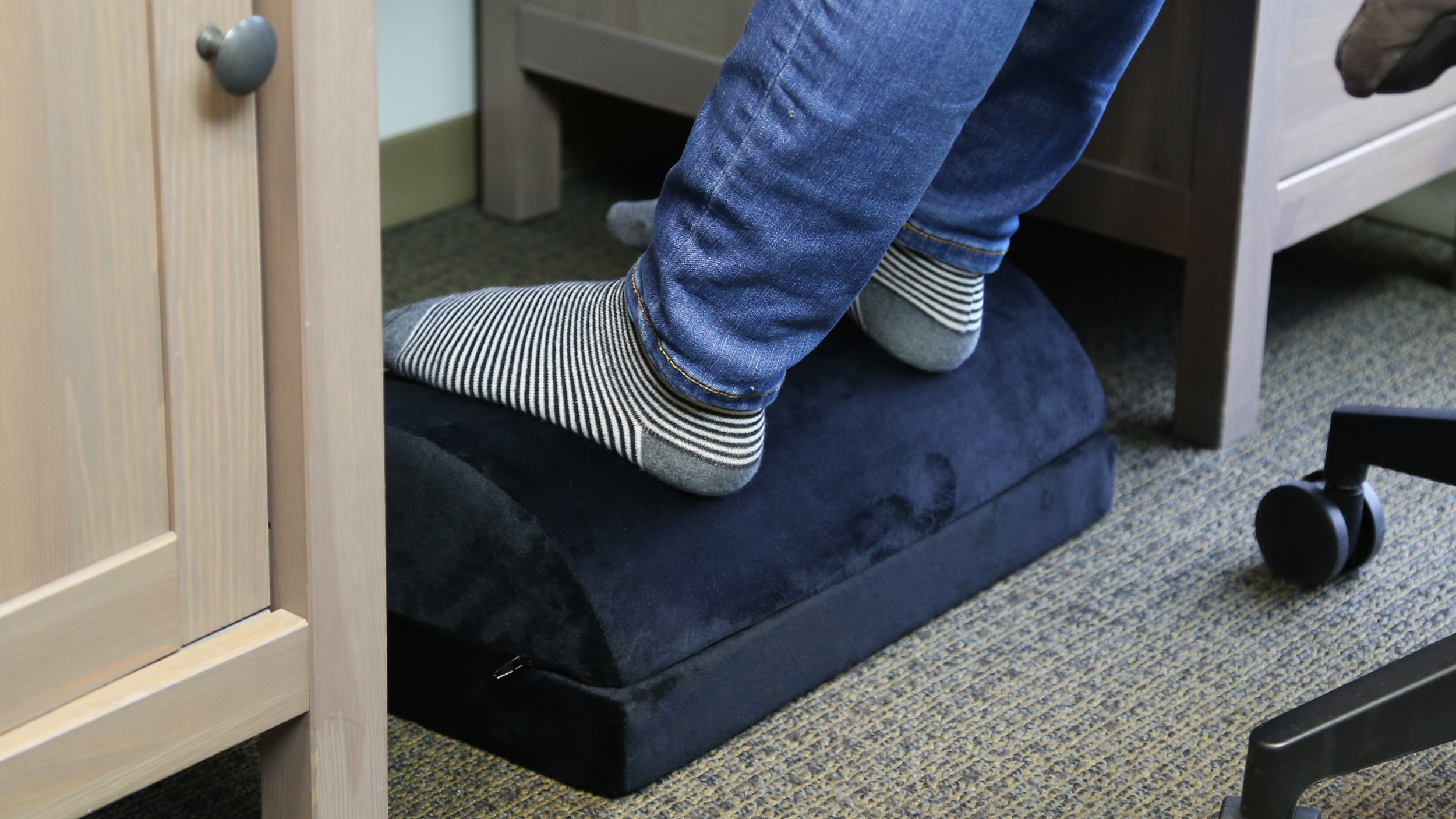 Everlasting Comfort Office Foot Rest Under Desk - Pure Memory Foam