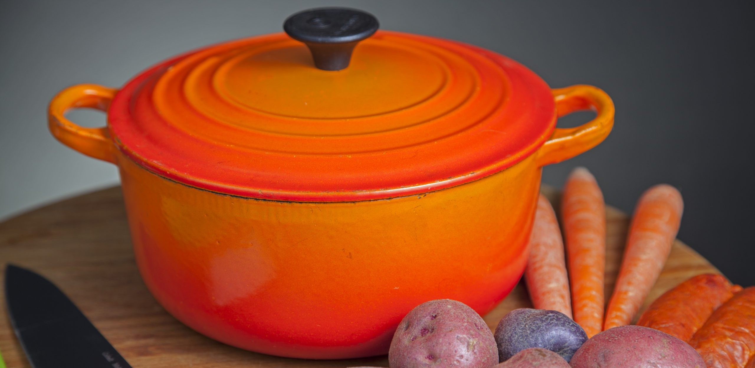 the-best-enameled-cast-iron-dutch-oven-reviews-ratings-comparisons