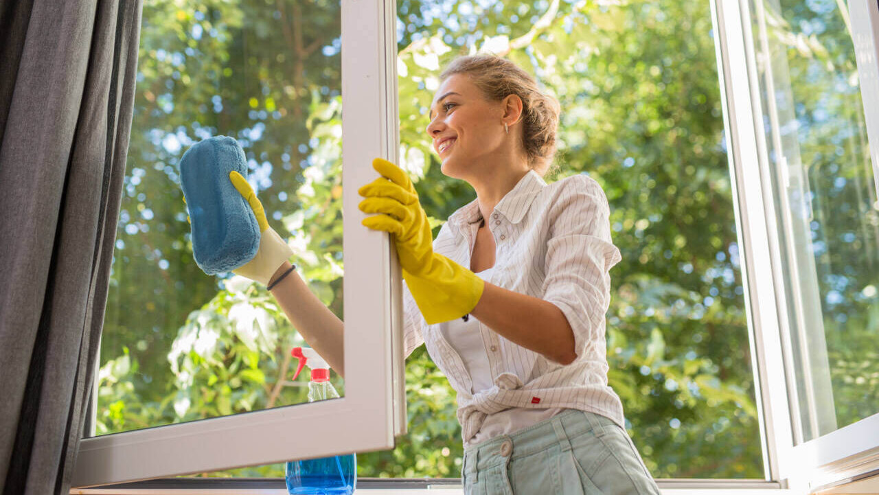 How to clean your windows and keep them streak-free